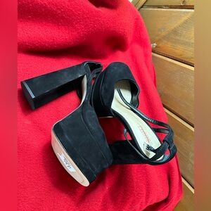 SCHUTZ 7.5B brand new from Saks Fifth Ave- great platform shoes, for only $149